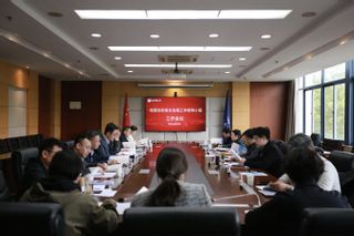 南邮召开2025年度校园治安综...