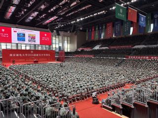 保卫处圆满完成2026级新生开...